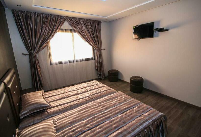 اتاق عادی یک تخته, Jedda Douhi El Ouassini