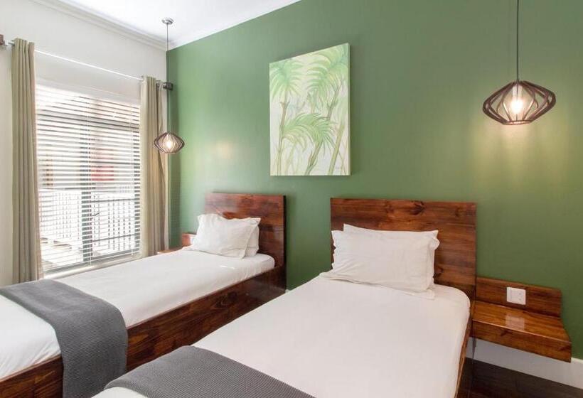 اتاق خانوادگی, Mypond Stenden