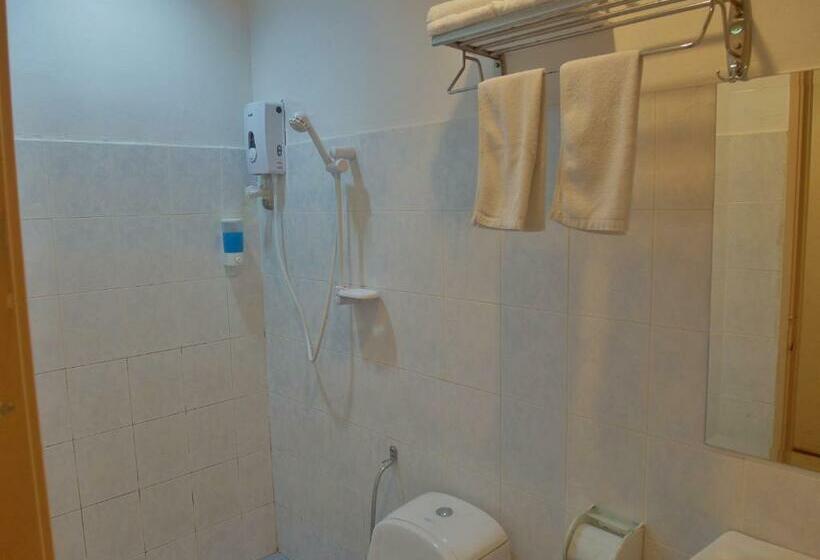 수피리어 룸, New City