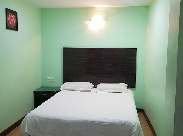 이코노미 룸, New City