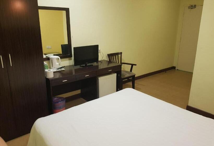 수피리어 룸, New City