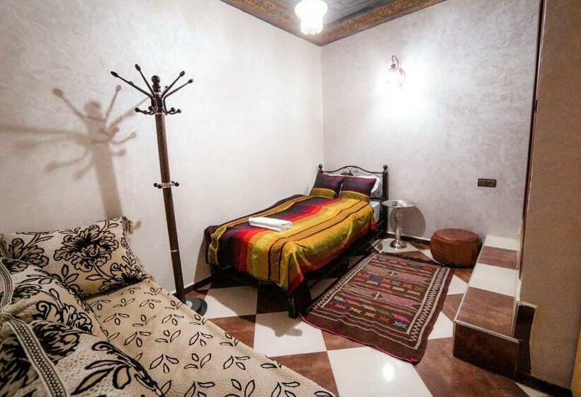 اتاق استاندارد, Riad Royal