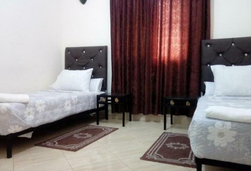 اتاق استاندارد, San Mao Sahara