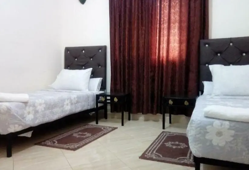اتاق استاندارد, San Mao Sahara