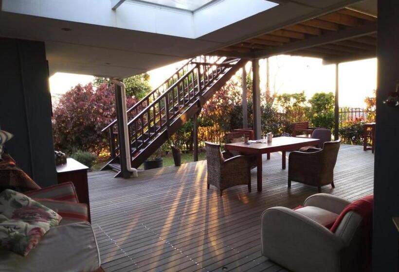 דירת שני חדרים, Ocean Dreams B&b