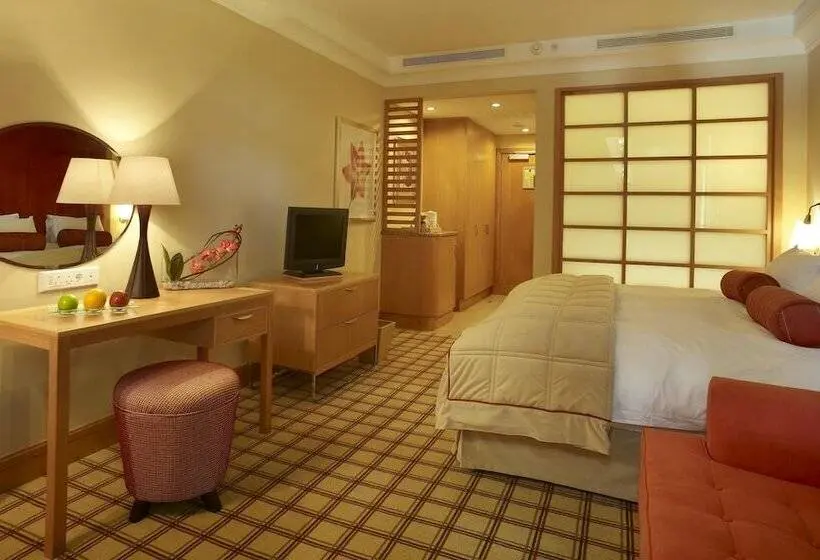 Deluxe-perhehuone, Sun City Hotel And Casino