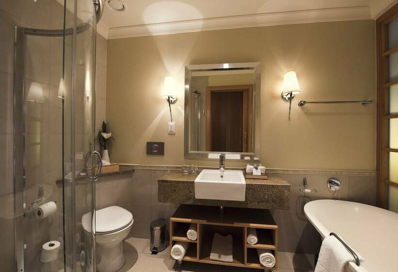 Номер Deluxe, Sun City Hotel And Casino