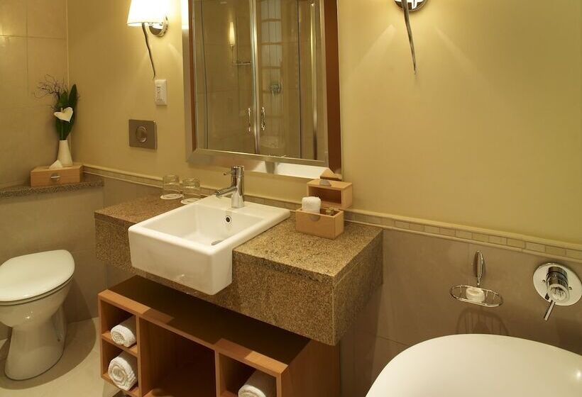 Семейный Номер Superior, Sun City Hotel And Casino