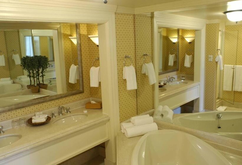 Люкс Superior, Sun City Hotel And Casino