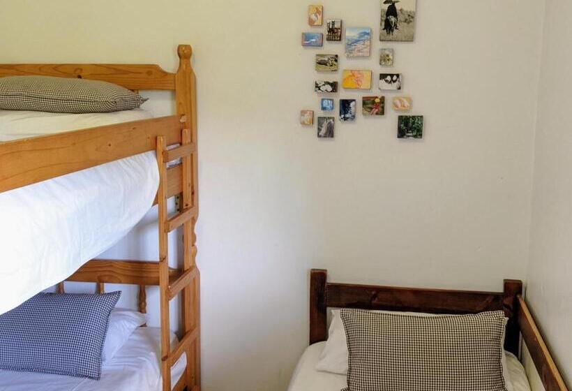 غرفة عائلية, Wyndford Holiday Farm