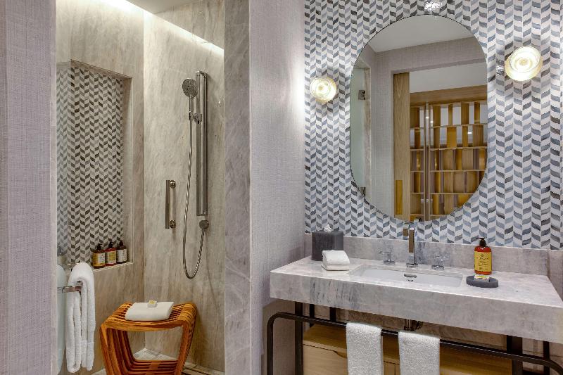 Люкс Кровать Кинг, Waldorf Astoria Cancun