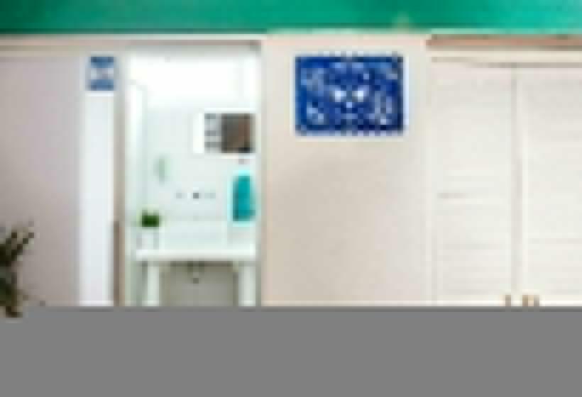 اتاق یک نفره پایه با سرویس بهداشتی مشترک, Casa índigo Cdmx