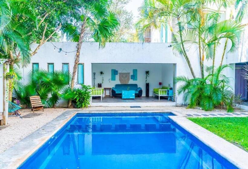 Estúdio Familiar, Ecoplaneta By Casa Borush