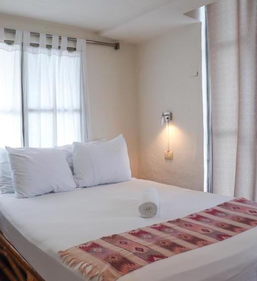 Suite Terasszal, Hostal & Suites Pata De Perro