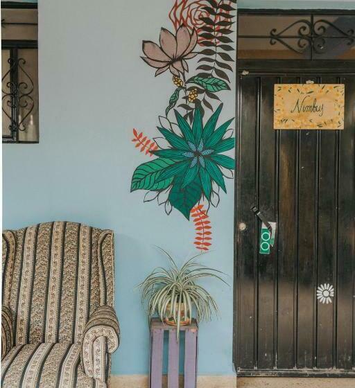 Номер Стандарт с Балконом, Azul Cielo Hostel