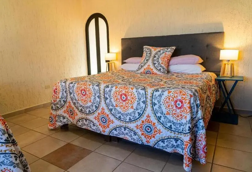 スイート, Casa Kootenay Waterfront Bnb