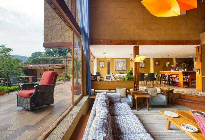 Camera Standard, La Joya Del Viento