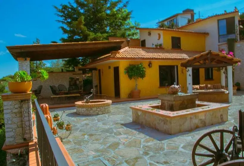 Villa 2 Makuuhuonetta, El Cantar Del Viento  Hotel Boutique