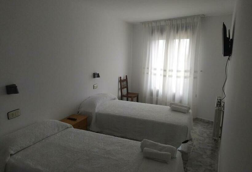 اتاق خانوادگی, Hostal Arribes Del Duero