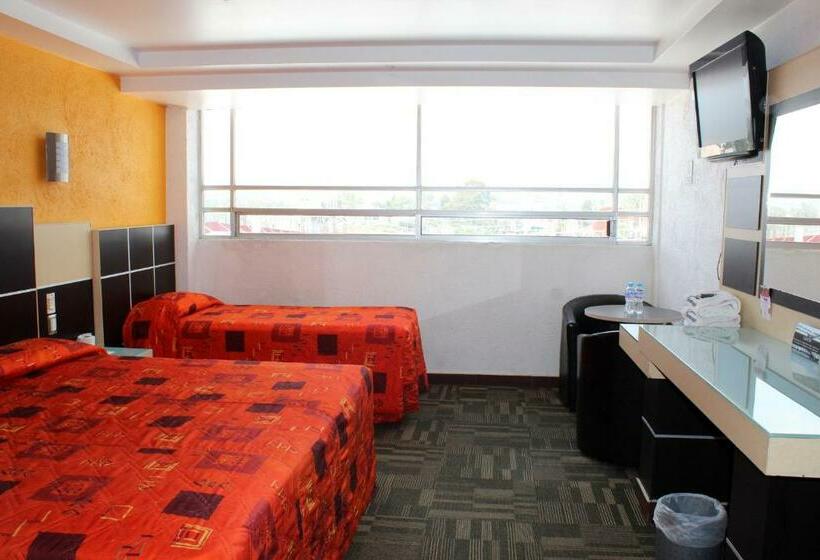 غرفه قياسيه سريرين مزدوجين, Aqueronte