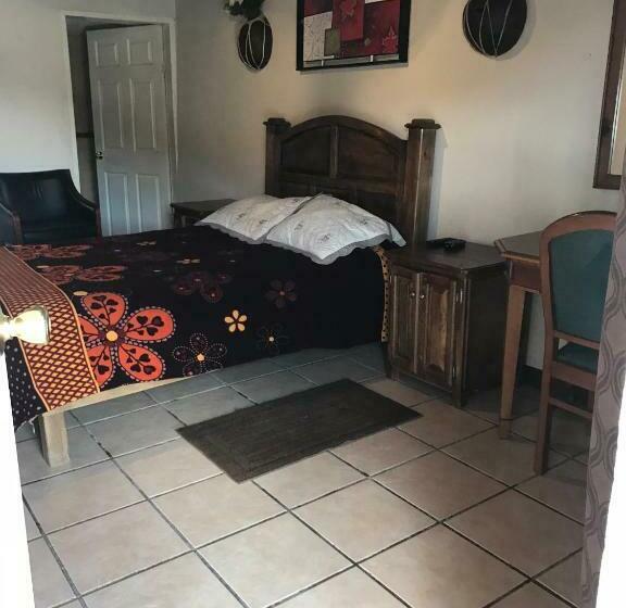 غرفة قياسية سرير مزدوج, Doña Crucita