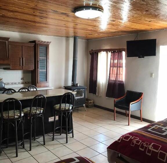 غرفة ديلوكس, Doña Crucita