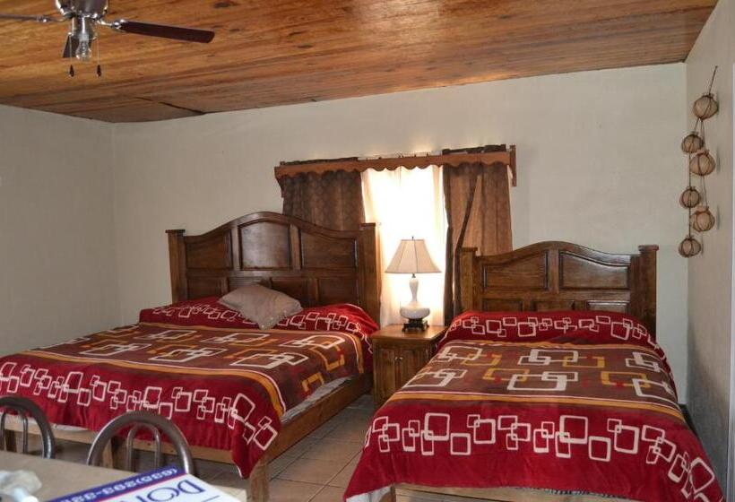 غرفة ديلوكس, Doña Crucita