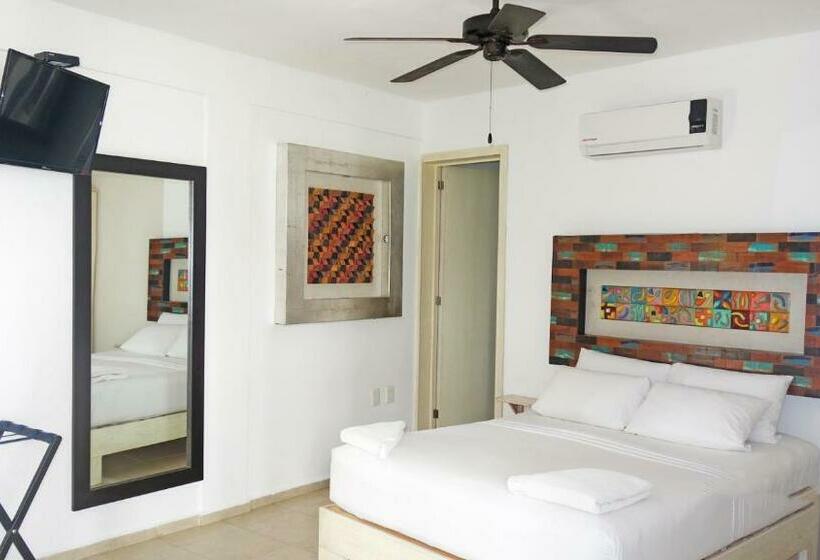 テラス付きスタンダードルーム, El Fuerte Beach Apartments