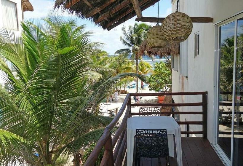 Номер Стандарт с Террасой, El Fuerte Beach Apartments