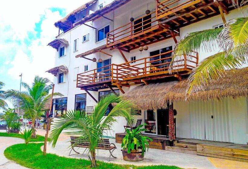 Номер Стандарт с Террасой, El Fuerte Beach Apartments