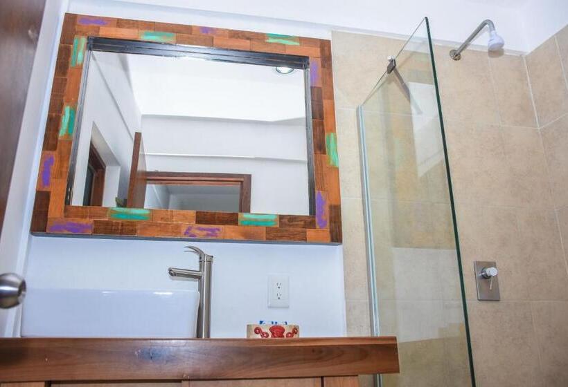 Номер Superior Вид на Море, El Fuerte Beach Apartments