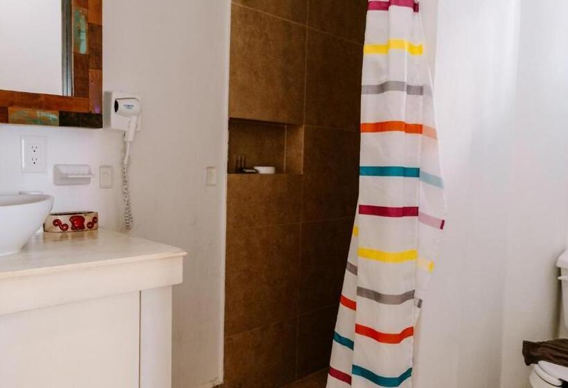 Семейный Номер Боковой Вид на Море, El Fuerte Beach Apartments