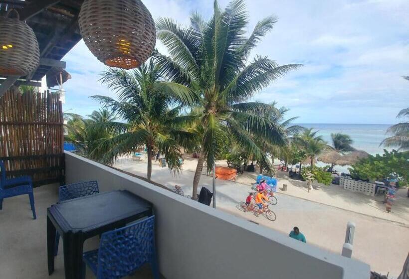 Номер Стандарт с Балконом, El Fuerte Beach Apartments