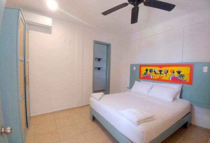 Номер Стандарт с Балконом, El Fuerte Beach Apartments