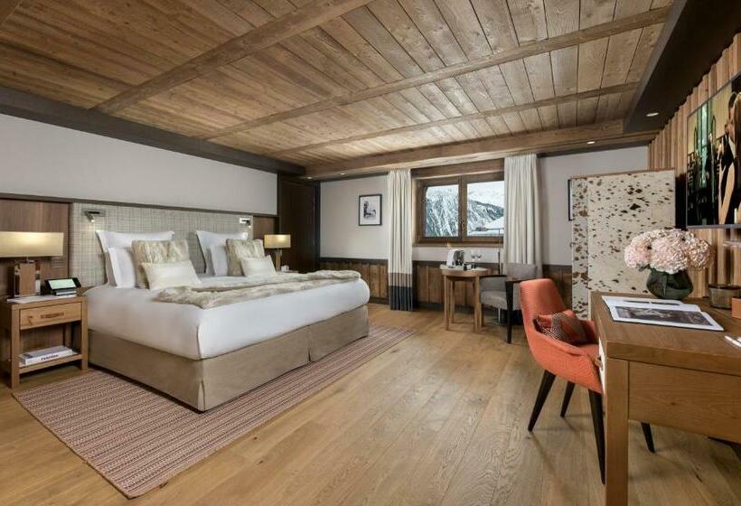 デラックスルーム, Hôtel Barrière Les Neiges Courchevel