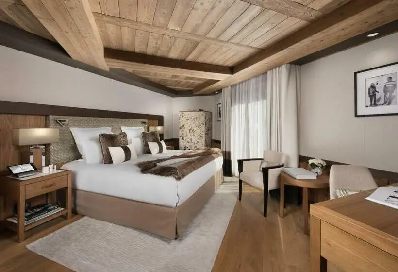Superior-huone, Hôtel Barrière Les Neiges Courchevel