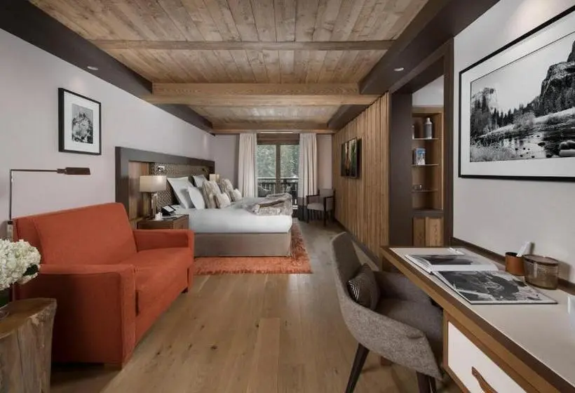 Juniorsviitti, Hôtel Barrière Les Neiges Courchevel