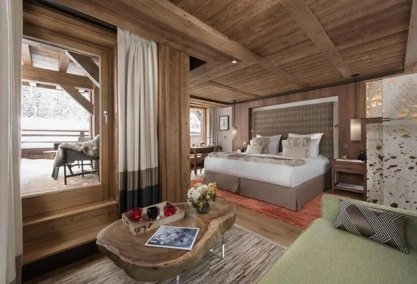 Juniorsviitti, Hôtel Barrière Les Neiges Courchevel