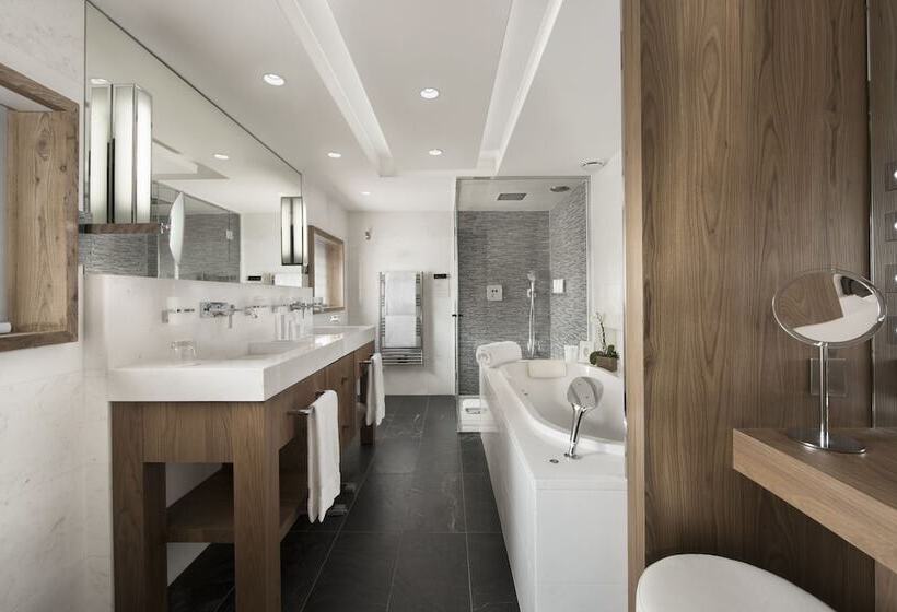 디럭스 룸, Hôtel Barrière Les Neiges Courchevel