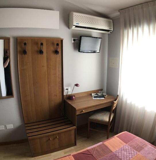 חדר יחיד בסיסי, La Bussola