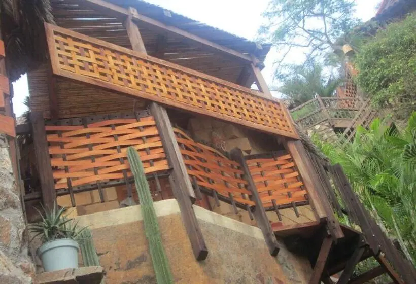 Standard-bungalow, La Loma Linda, Bungalows, Yoga And Feldenkrais, Starlink Internet