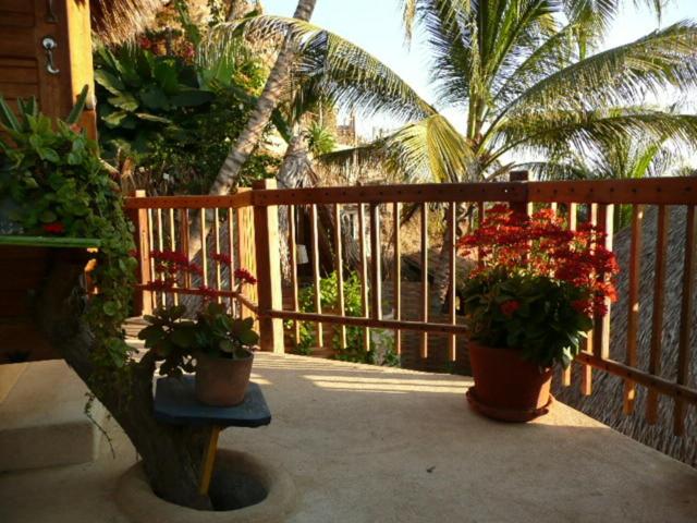 スタンダードバンガロー, La Loma Linda, Bungalows, Yoga And Feldenkrais, Starlink Internet