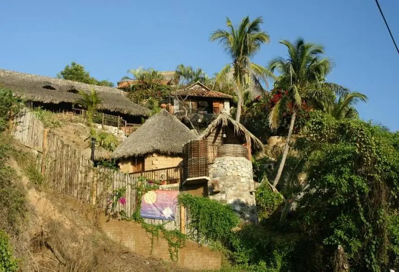 Standard-bungalow, La Loma Linda, Bungalows, Yoga And Feldenkrais, Starlink Internet