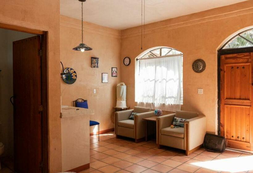 标准工作室, Posada Del Molino