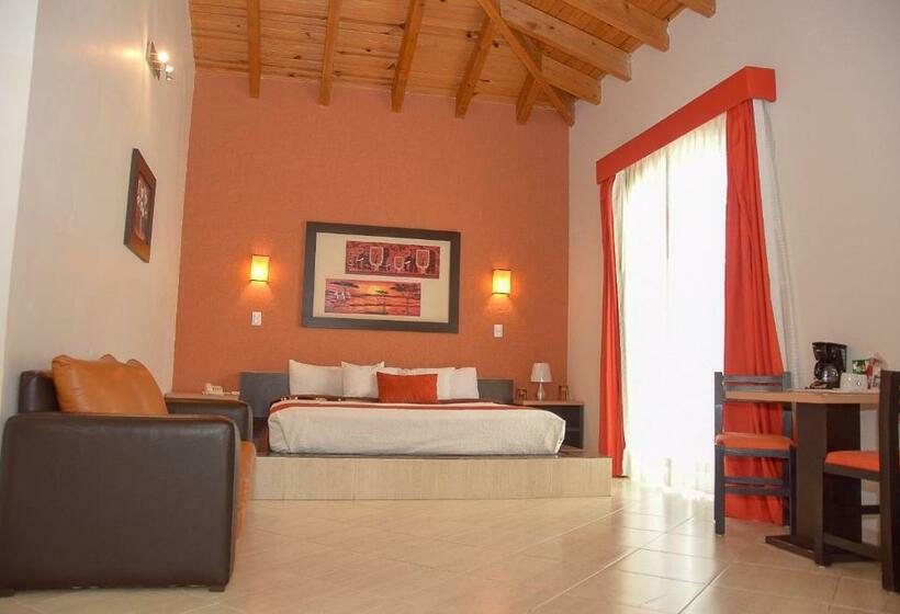 סוויטה עם ג'קוזי, Real De Tx