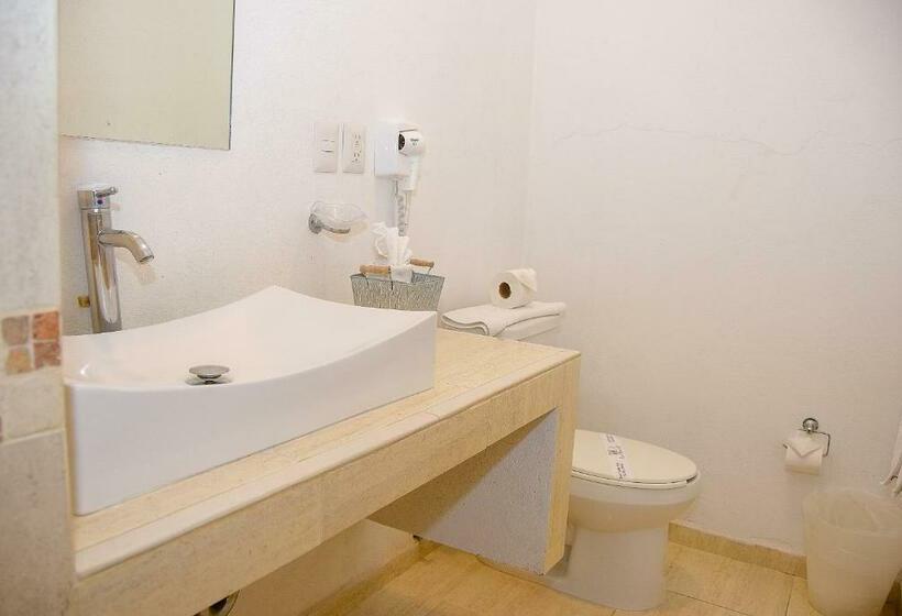 חדר סטנדרט, Real De Tx