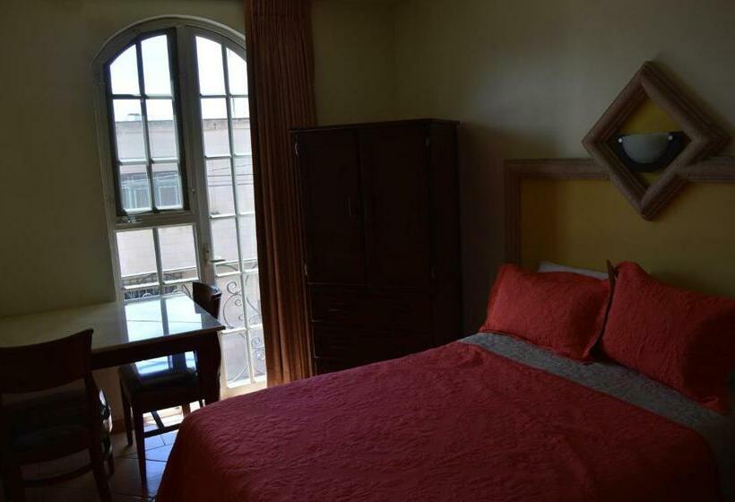 Номер Стандарт, Real Santa Fe