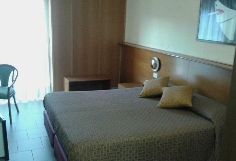 غرفة قياسية فردية, Sila