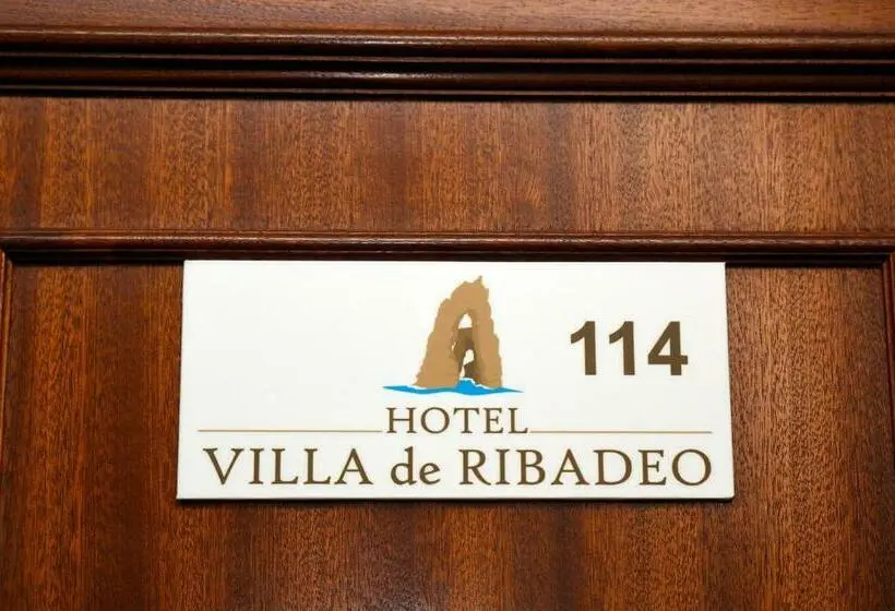 トリプルクラシックルーム, Villa De Ribadeo