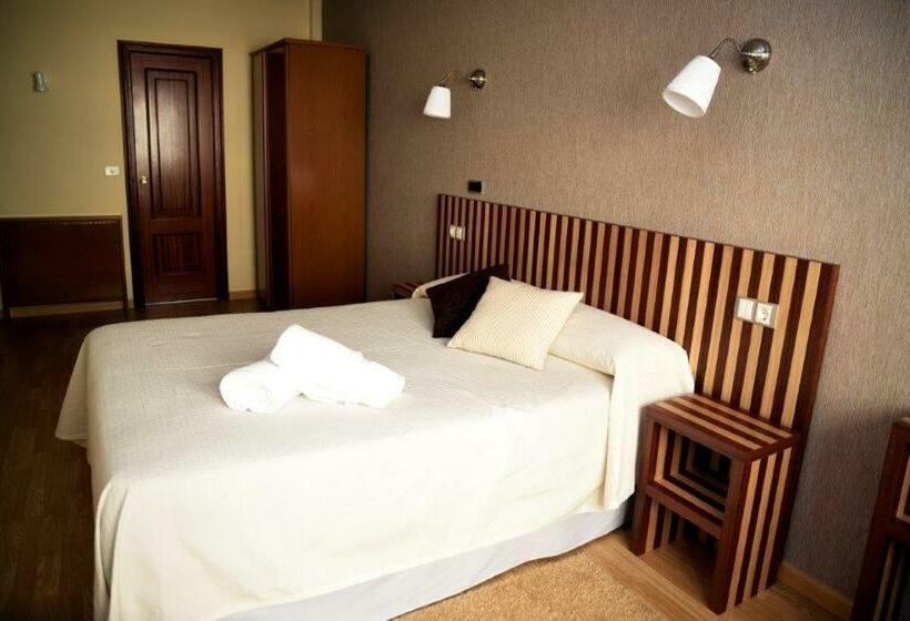 غرفة قياسية, Villa De Ribadeo